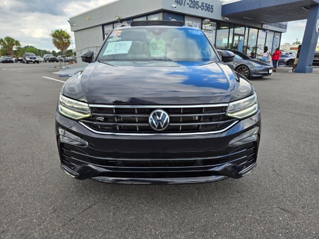 2022 Volkswagen Tiguan SE R-Line Black