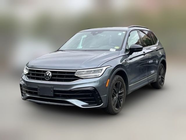 2022 Volkswagen Tiguan SE R-Line Black