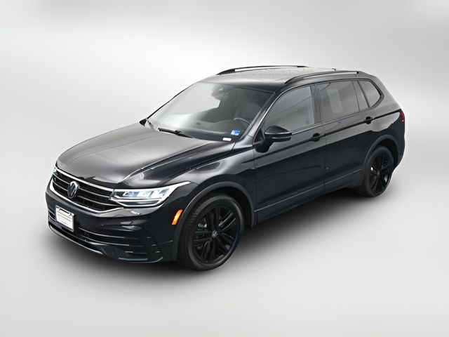 2022 Volkswagen Tiguan SE R-Line Black