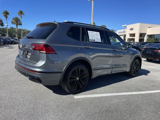 2022 Volkswagen Tiguan SE R-Line Black