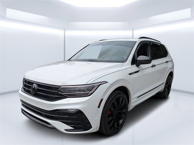 2022 Volkswagen Tiguan SE R-Line Black