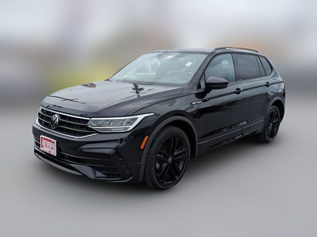 2022 Volkswagen Tiguan SE R-Line Black