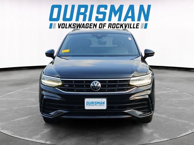 2022 Volkswagen Tiguan SE R-Line Black