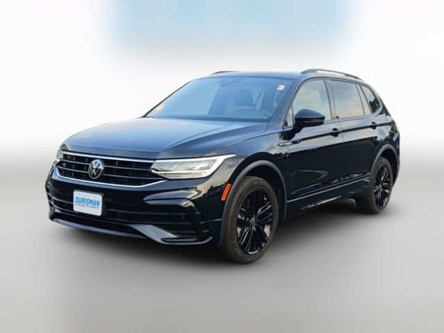 2022 Volkswagen Tiguan SE R-Line Black