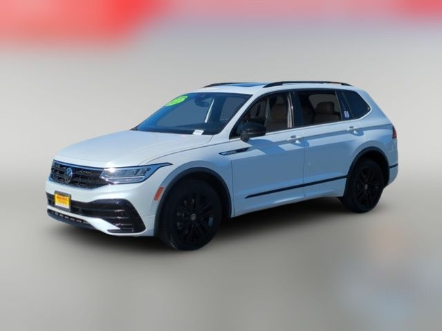 2022 Volkswagen Tiguan SE R-Line Black