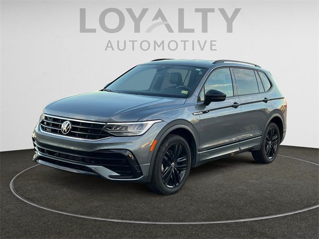 2022 Volkswagen Tiguan SE R-Line Black