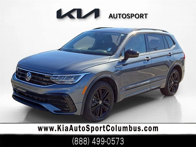 2022 Volkswagen Tiguan SE R-Line Black