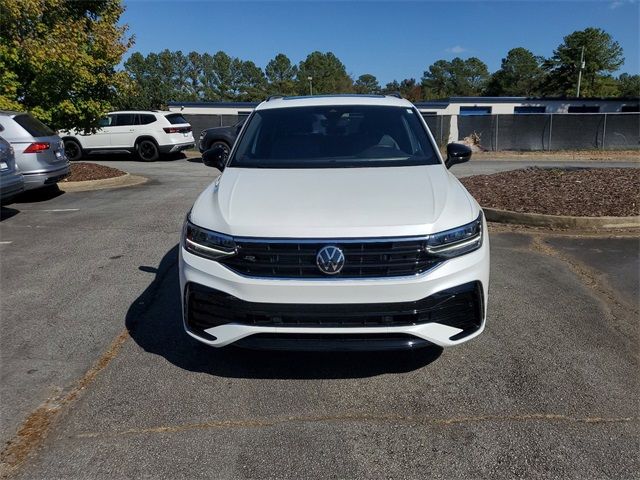 2022 Volkswagen Tiguan SE R-Line Black