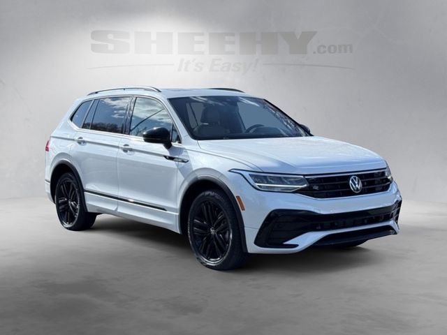 2022 Volkswagen Tiguan SE R-Line Black