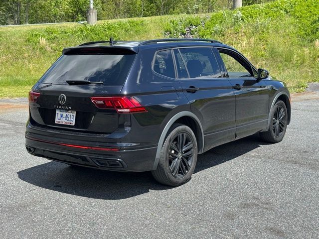 2022 Volkswagen Tiguan SE R-Line Black