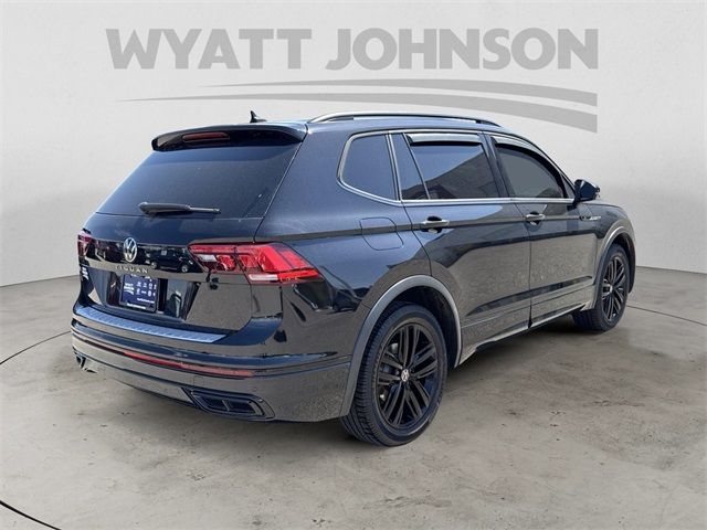 2022 Volkswagen Tiguan SE R-Line Black