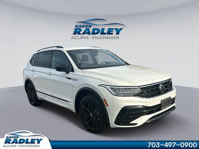 2022 Volkswagen Tiguan SE R-Line Black