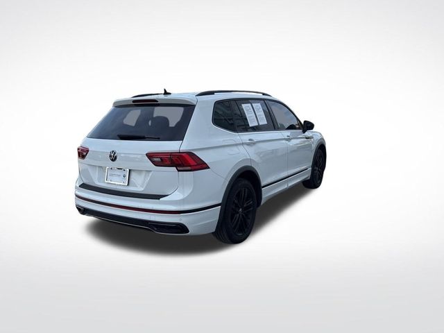 2022 Volkswagen Tiguan SE R-Line Black