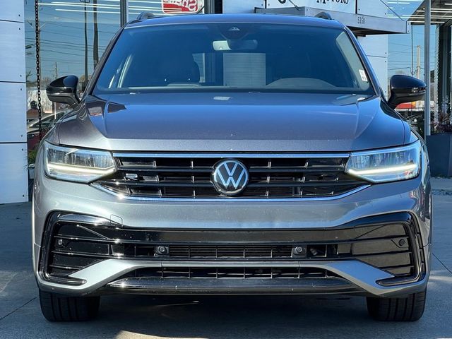 2022 Volkswagen Tiguan SE R-Line Black