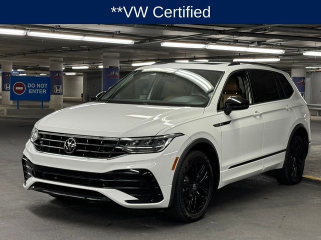 2022 Volkswagen Tiguan SE R-Line Black