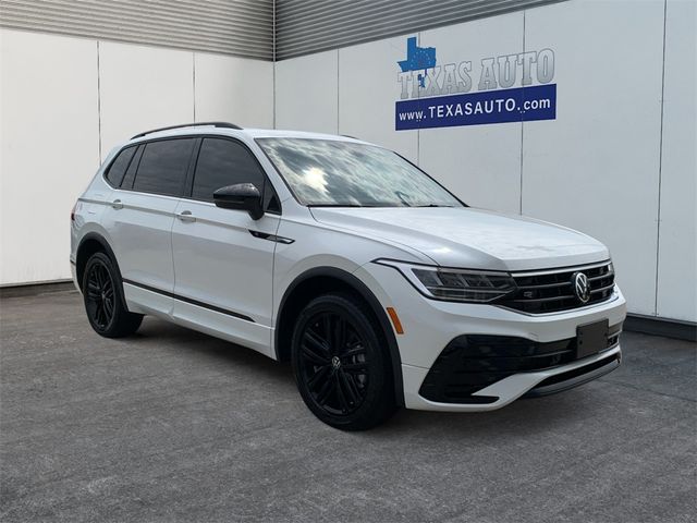 2022 Volkswagen Tiguan SE R-Line Black