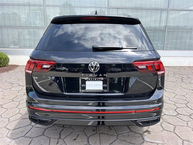 2022 Volkswagen Tiguan SE R-Line Black