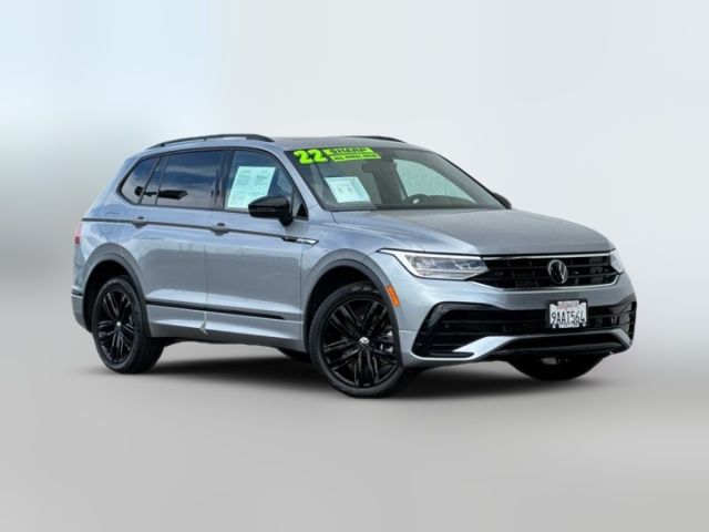 2022 Volkswagen Tiguan SE R-Line Black