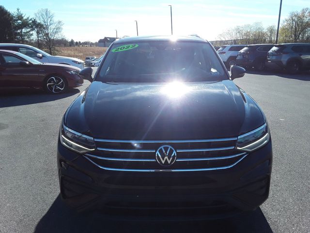 2022 Volkswagen Tiguan SE