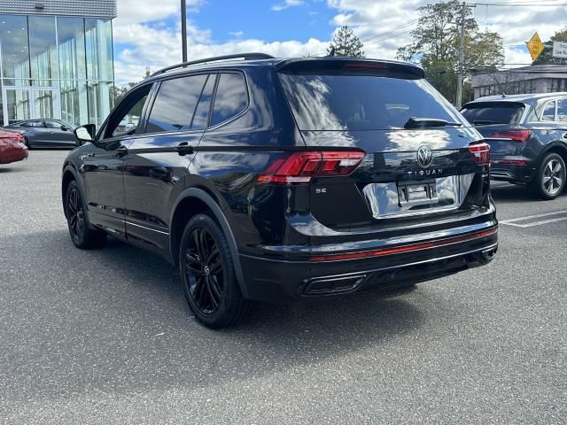 2022 Volkswagen Tiguan SE R-Line Black