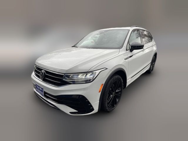 2022 Volkswagen Tiguan SE R-Line Black