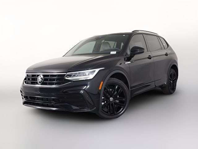 2022 Volkswagen Tiguan SE R-Line Black