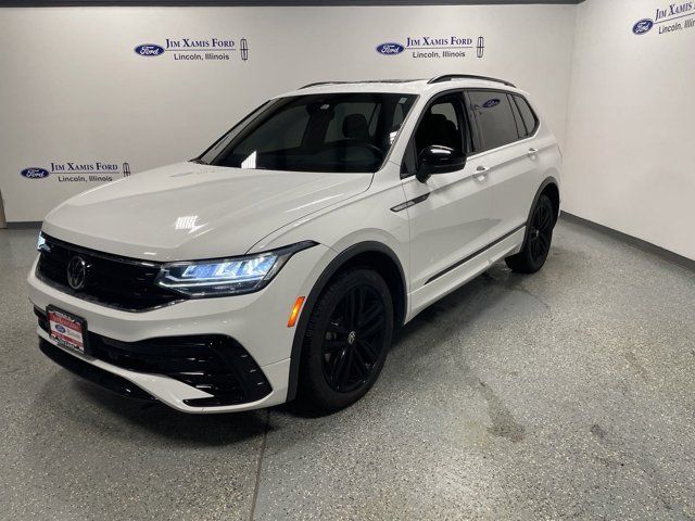 2022 Volkswagen Tiguan SE R-Line Black