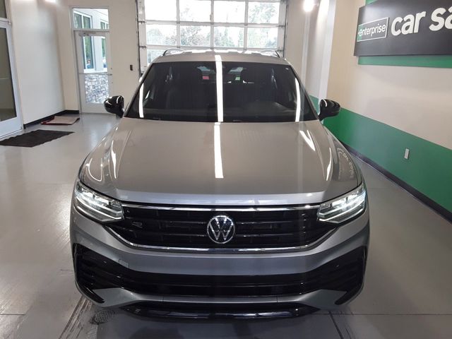 2022 Volkswagen Tiguan SE R-Line Black