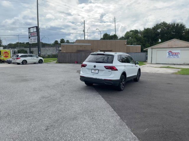 2022 Volkswagen Tiguan SE