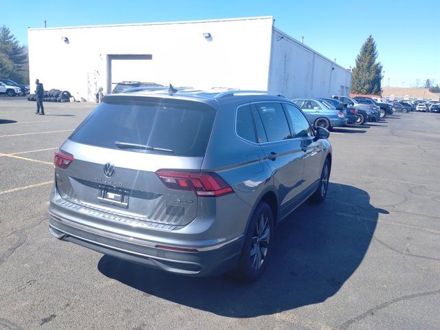2022 Volkswagen Tiguan SE