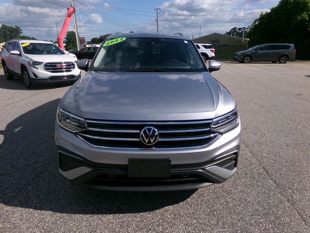 2022 Volkswagen Tiguan SE