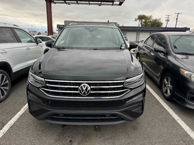 2022 Volkswagen Tiguan SE