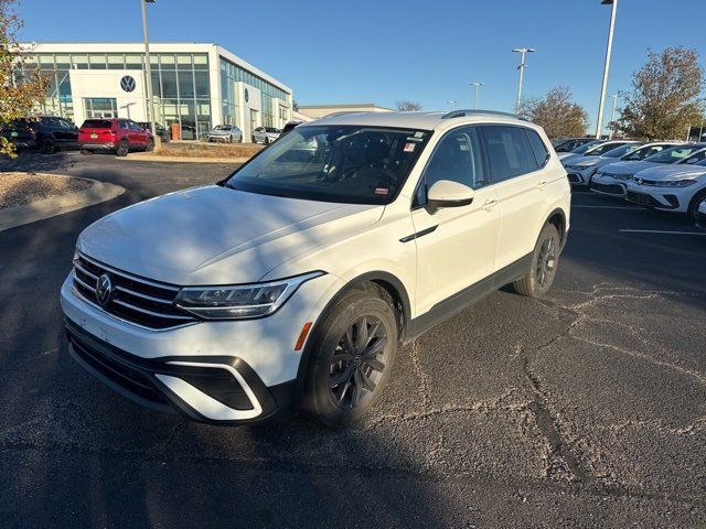 2022 Volkswagen Tiguan SE