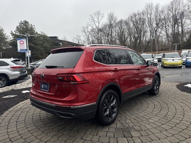 2022 Volkswagen Tiguan SE