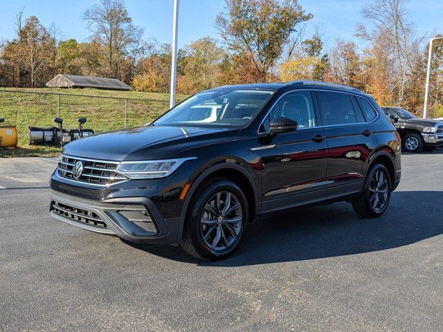 2022 Volkswagen Tiguan SE