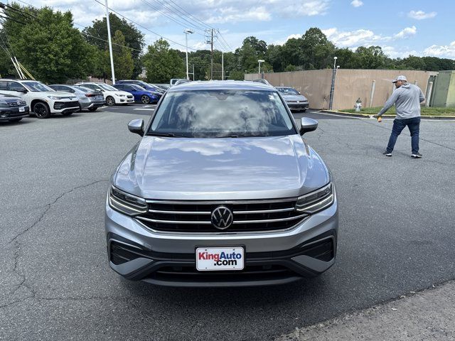 2022 Volkswagen Tiguan SE