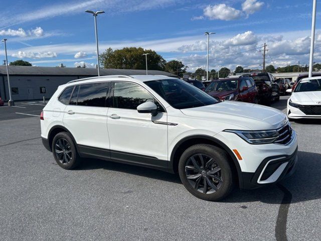 2022 Volkswagen Tiguan SE