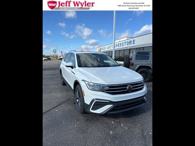 2022 Volkswagen Tiguan SE