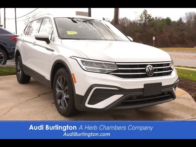 2022 Volkswagen Tiguan SE