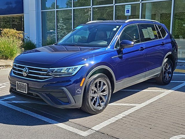 2022 Volkswagen Tiguan SE