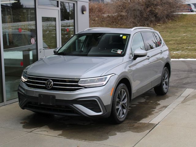 2022 Volkswagen Tiguan SE