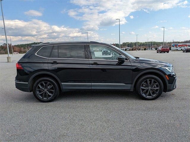 2022 Volkswagen Tiguan SE