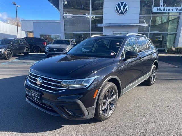 2022 Volkswagen Tiguan SE