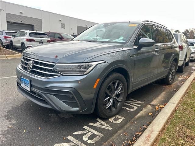 2022 Volkswagen Tiguan SE