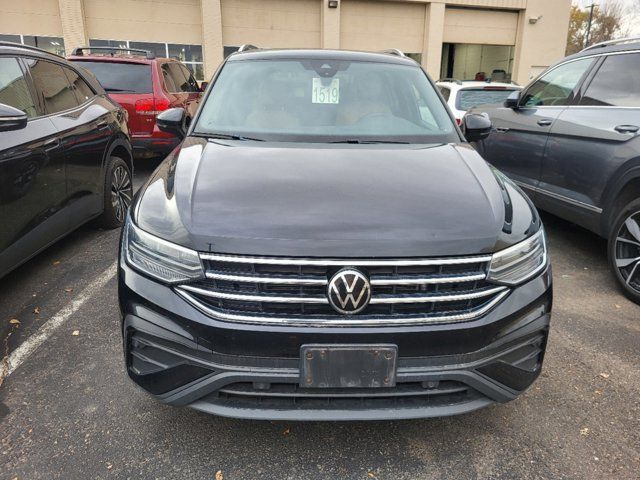 2022 Volkswagen Tiguan SE