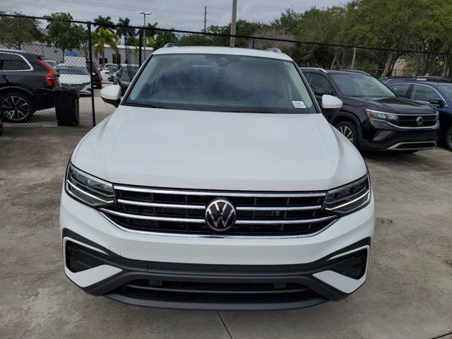 2022 Volkswagen Tiguan SE