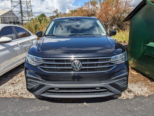 2022 Volkswagen Tiguan SE