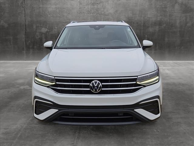 2022 Volkswagen Tiguan SE