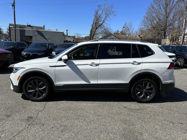 2022 Volkswagen Tiguan SE