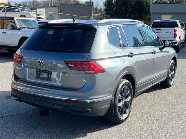 2022 Volkswagen Tiguan SE